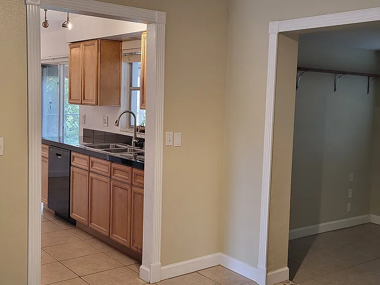 1480 Queen Anne Dr — Photo 20