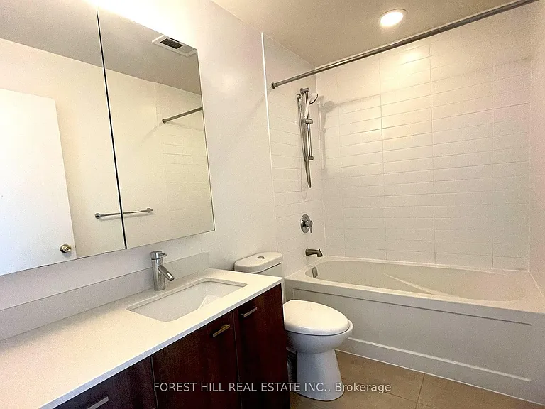 30 Roehampton Ave #2410 — Photo 8