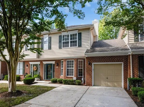 2109 Whittington Ct, Virginia Beach, VA 23464