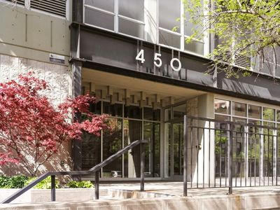 450 W Briar Pl APT 4B, Chicago, IL, 60657