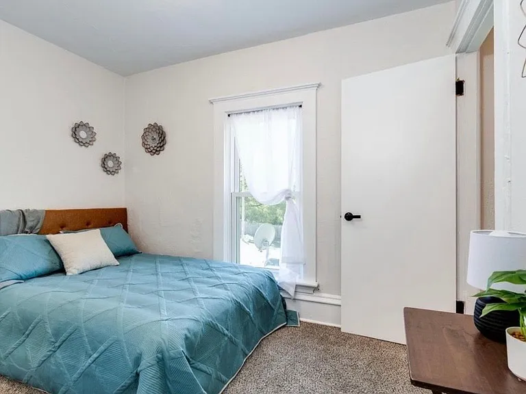 525 W South St #2 — Photo 13