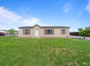 515 Tyler Pl SW, Mattawa, WA 99349
