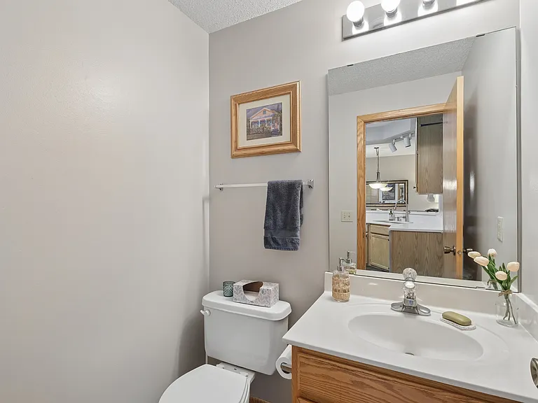 18195 Warbler Ln — Photo 1
