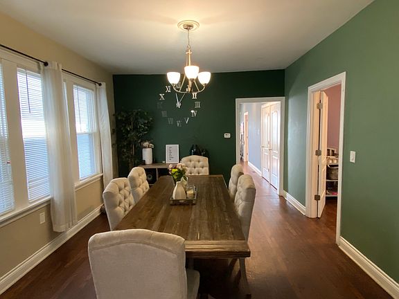 3rd image of 10702 S Avenue J