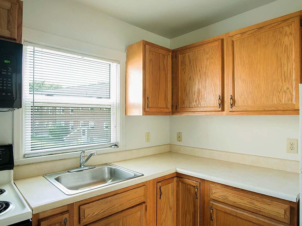 Netherlands Village 1455 Dorwaldt Blvd Schenectady NY Zillow