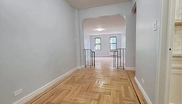 1st image of 729 W 186th St #2A
