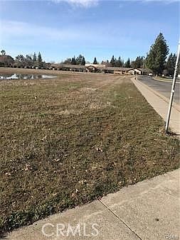 4th image of 0 W Lassen Ave