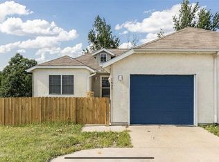 1427 Kenai Ct, Coralville, IA 52241