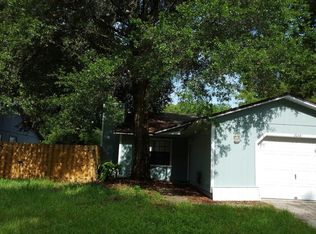2048 SW 72nd St, Gainesville, FL 32607