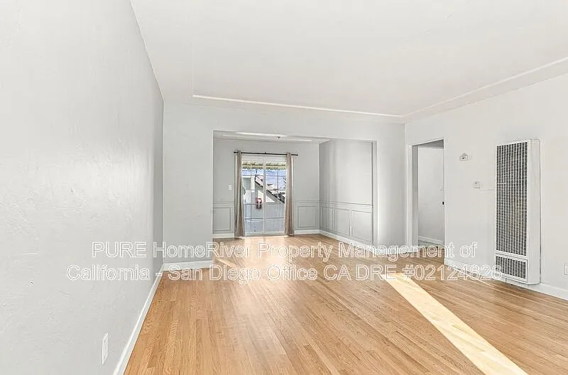 2 bed, 1.0 bath, 900 sqft, $2,100 — Photo 2