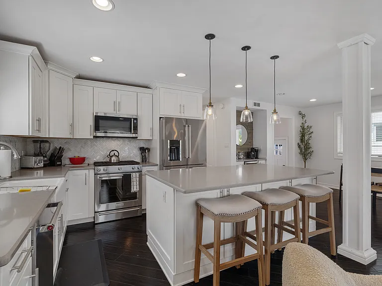 511 Coolidge Rd — Photo 3