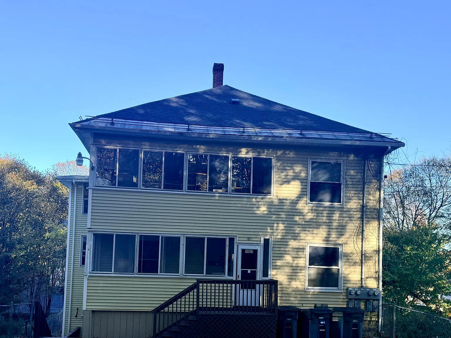 3 bed, 1200 sqft, $2,000 — Photo 1