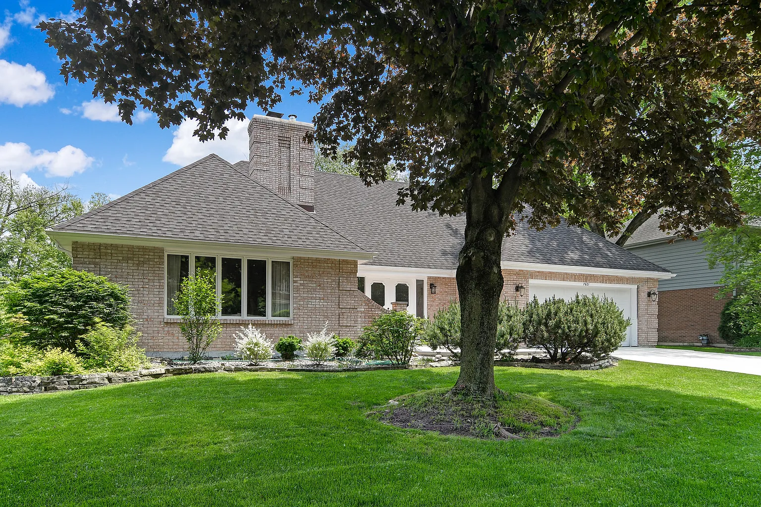 7621 Ridgewood Ln photo 1