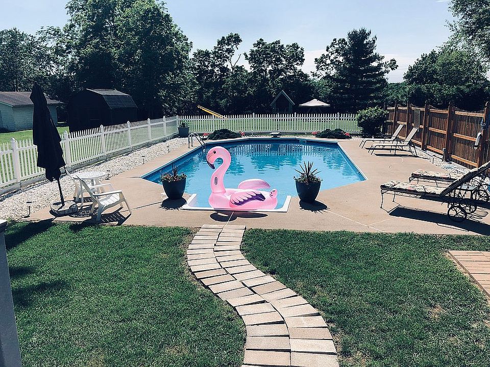 1st image of 639 Britton Ln
