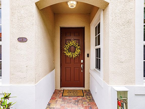 4th image of 28090 Sosta Ln