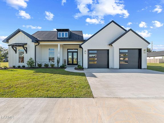 2nd image of 108 Abercrombie Way