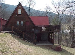 1453 Fairview Dr, Bluefield, WV 24701