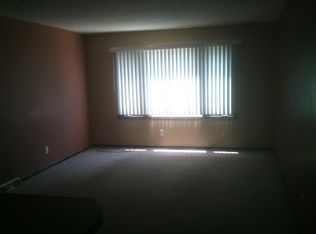 135 N Macarthur Blvd, Springfield, IL 62702