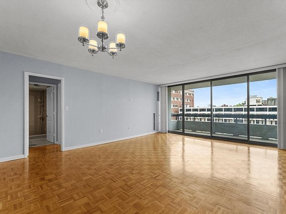 5th image of 566 Commonwealth Ave APT 703