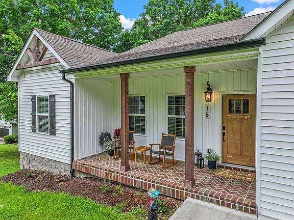4th image of 18 Shady Cove Ln