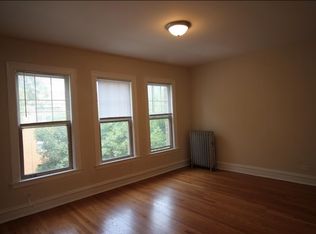 2339 W Rosemont Ave, Chicago, IL 60659