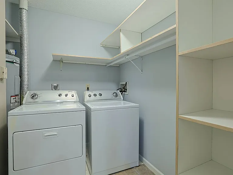 6635 Brigham Sq #7 — Photo 21