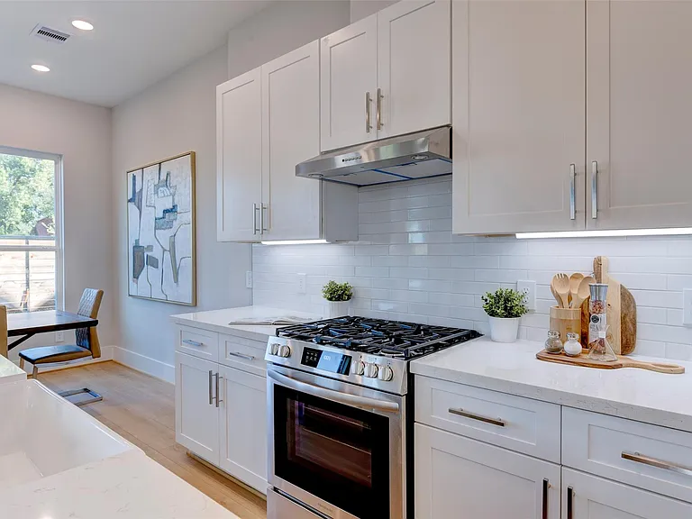 5138 Rosslyn Rd — Photo 37