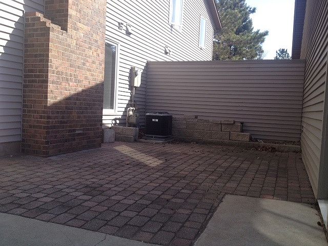 2nd image of 4684 Lenore Ln