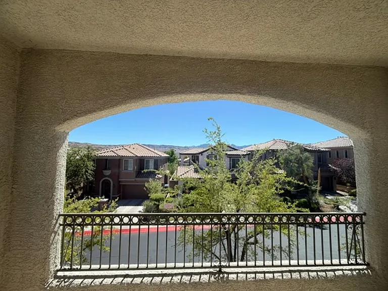 11917 Arenoso Dr — Photo 23