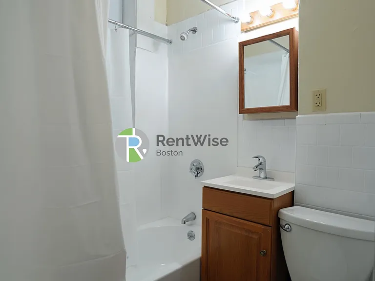 1369 Commonwealth Ave #2 — Photo 16