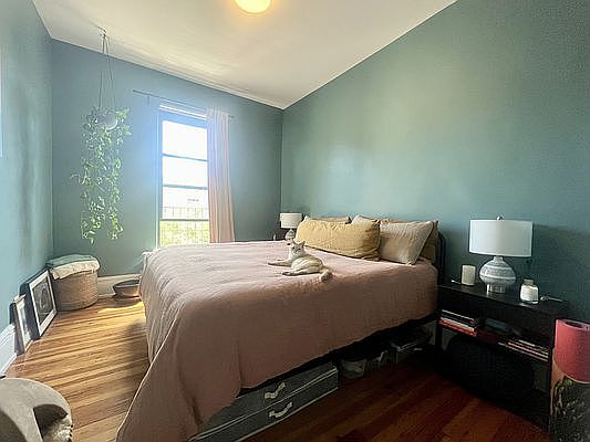 4th image of 38 Driggs Ave APT 3R