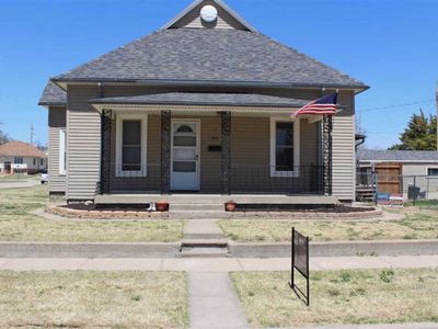 201 E 7th St, Ellis, KS, 67637