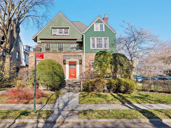 1117 Albemarle Rd, Brooklyn, NY 11218