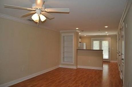 4th image of 1725 Harvey Mitchell Pkwy S APT 1111