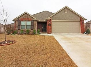 220 Napoli Ln, Centerton, AR 72719