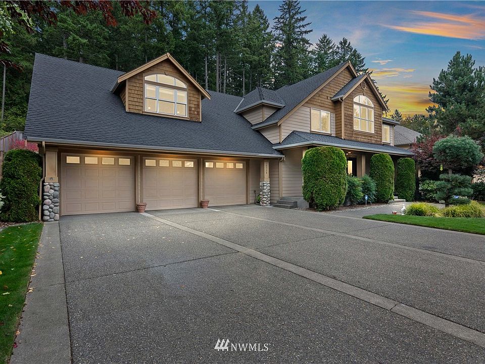 Private gated community home