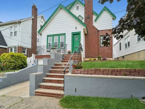 128 Stevens Pl, North Arlington Boro, NJ 07031