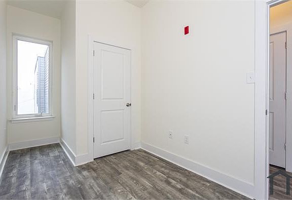 4th image of 6032 Market St Floor 2