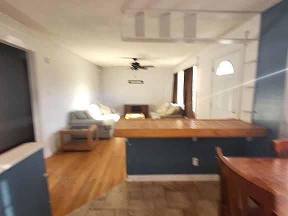 5th image of 547 Briar Cliff Cir