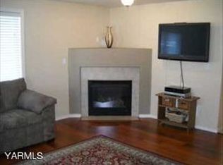 502 Willamette Ave, Moxee, WA 98936
