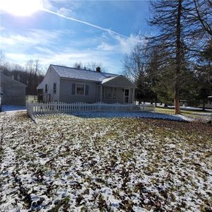 3312 Warren Sharon Rd, Vienna, OH, 44473