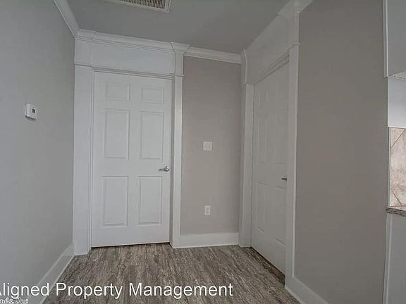 5th image of 4722 Sycamore St