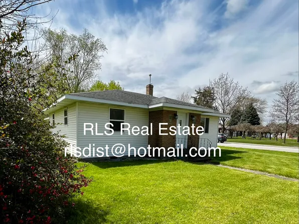 5093 Center St, Fairgrove, MI 48733