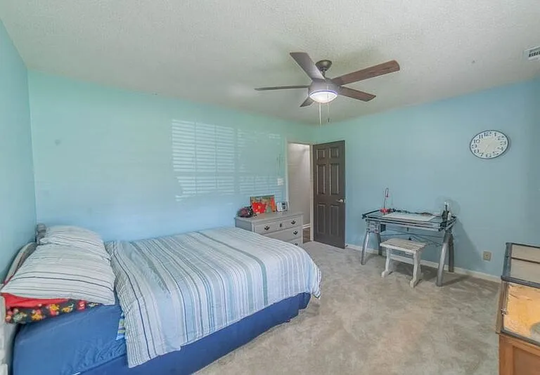 12 Cricket Ct — Photo 37