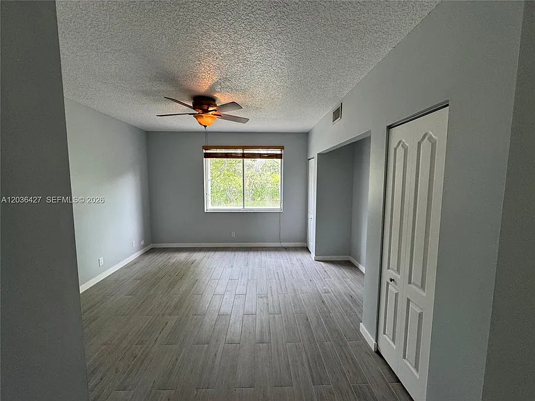 77 Simonton Cir #77 — Photo 8