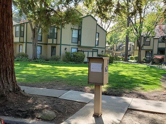 2nd image of 350 Del Verde Cir Unit 2