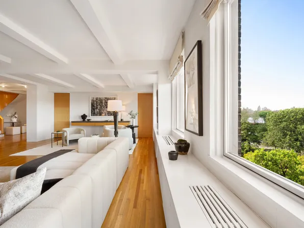 1158 Fifth Avenue image 4 of 17