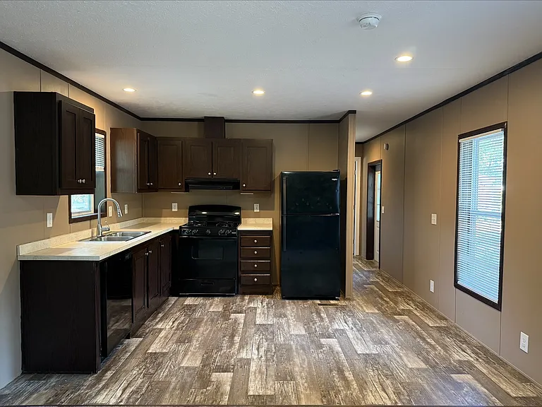 2701 Huizenga St #86-086 — Photo 1