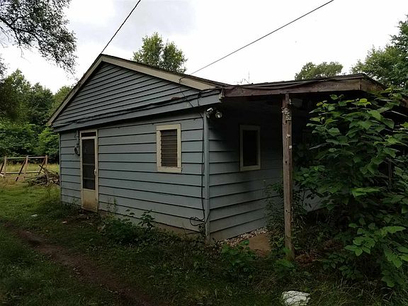 2nd image of 24772 Buddy St