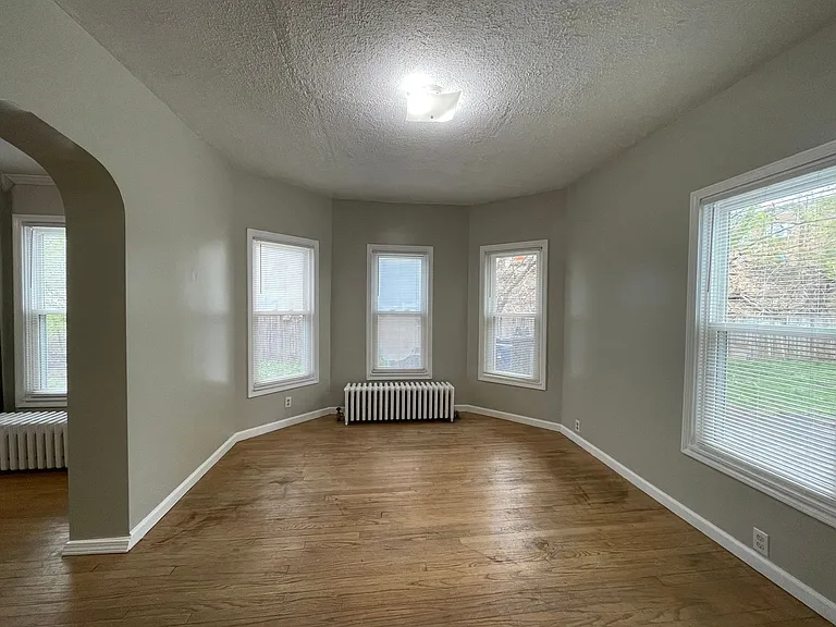 205 Cayuga St — Photo 14